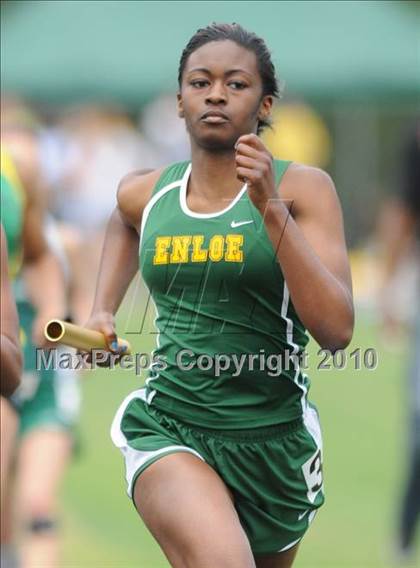 Thumbnail 3 in Bojangles Apex Lions Relays photogallery.