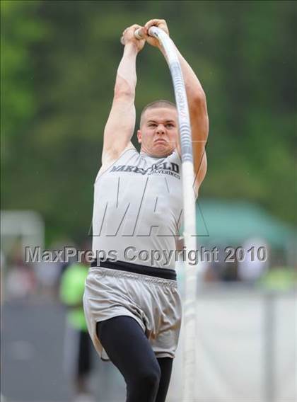 Thumbnail 3 in Bojangles Apex Lions Relays photogallery.