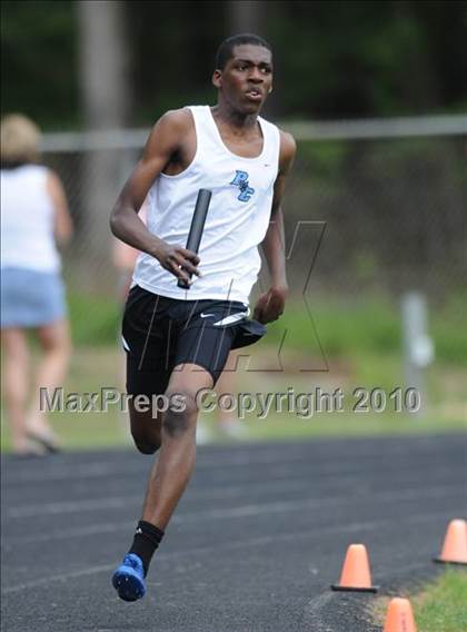 Thumbnail 1 in Bojangles Apex Lions Relays photogallery.