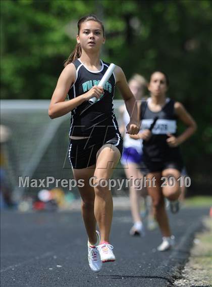 Thumbnail 2 in Bojangles Apex Lions Relays photogallery.