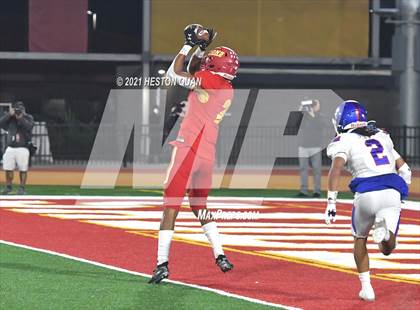 Thumbnail 2 in Folsom vs. Cathedral Catholic (CIF State D1-AA Final) photogallery.