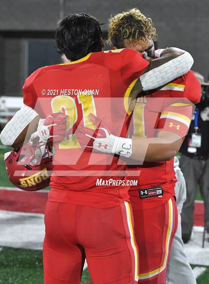 Thumbnail 3 in Folsom vs. Cathedral Catholic (CIF State D1-AA Final) photogallery.