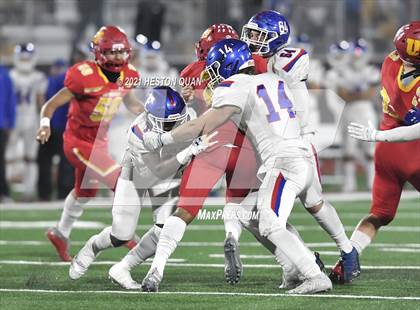 Thumbnail 2 in Folsom vs. Cathedral Catholic (CIF State D1-AA Final) photogallery.
