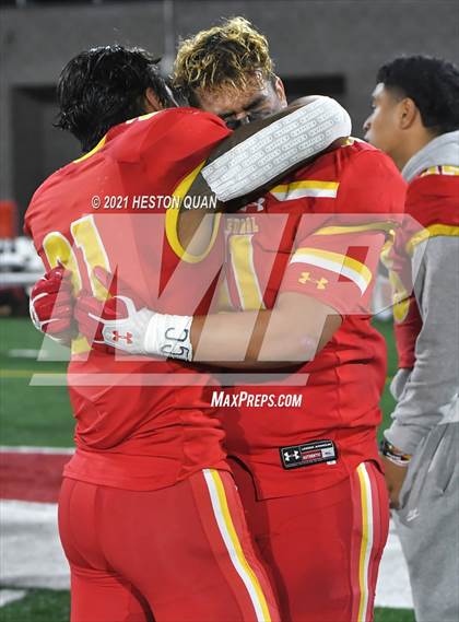Thumbnail 1 in Folsom vs. Cathedral Catholic (CIF State D1-AA Final) photogallery.