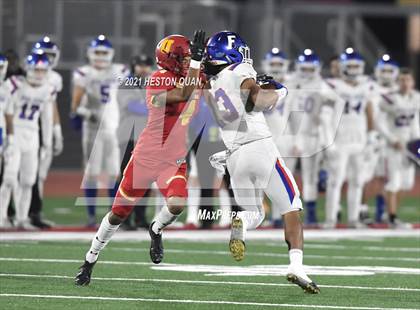 Thumbnail 2 in Folsom vs. Cathedral Catholic (CIF State D1-AA Final) photogallery.