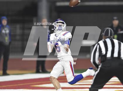 Thumbnail 1 in Folsom vs. Cathedral Catholic (CIF State D1-AA Final) photogallery.