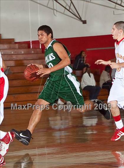 Thumbnail 2 in Twentynine Palms vs. Hemet (Palm Springs Winter Classic) photogallery.
