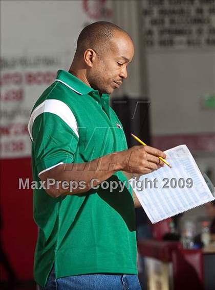 Thumbnail 3 in Twentynine Palms vs. Hemet (Palm Springs Winter Classic) photogallery.