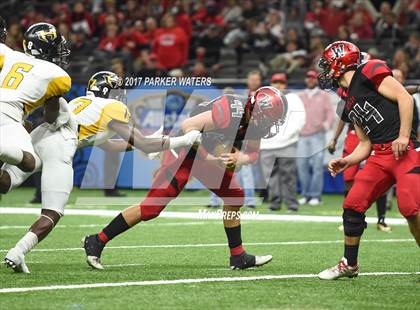 Thumbnail 1 in Welsh vs. St. Helena College and Career Academy (LHSAA Class 2A Final) photogallery.