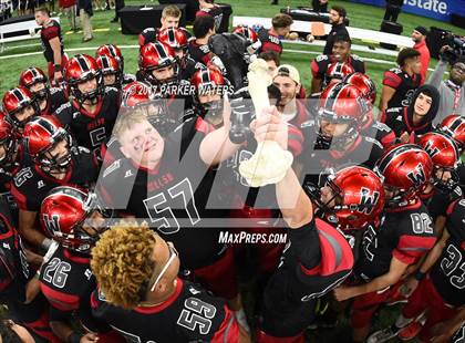 Thumbnail 3 in Welsh vs. St. Helena College and Career Academy (LHSAA Class 2A Final) photogallery.