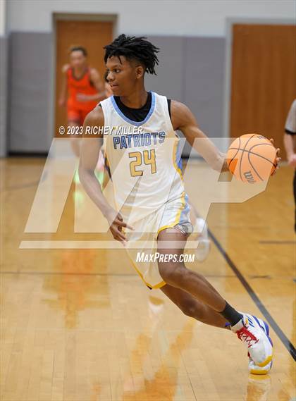 Thumbnail 3 in Douglass vs. Putnam City West (Hoopin on the Hill) photogallery.