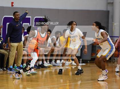 Thumbnail 2 in Douglass vs. Putnam City West (Hoopin on the Hill) photogallery.