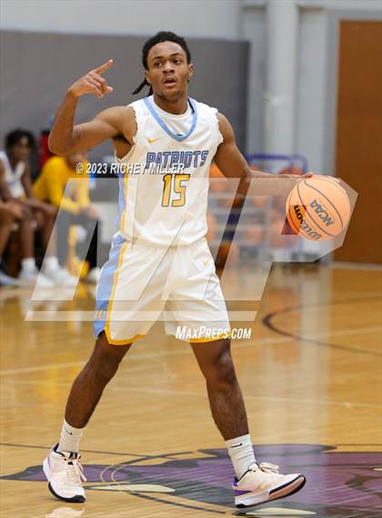 Thumbnail 2 in Douglass vs. Putnam City West (Hoopin on the Hill) photogallery.