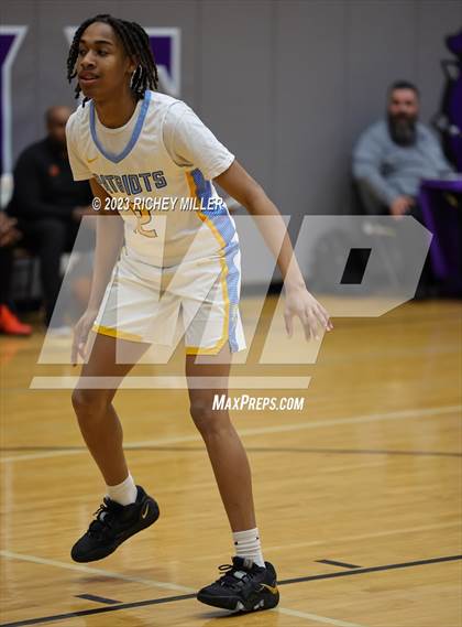 Thumbnail 1 in Douglass vs. Putnam City West (Hoopin on the Hill) photogallery.