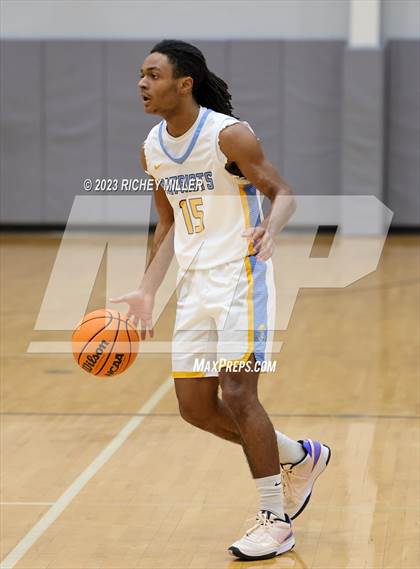 Thumbnail 3 in Douglass vs. Putnam City West (Hoopin on the Hill) photogallery.