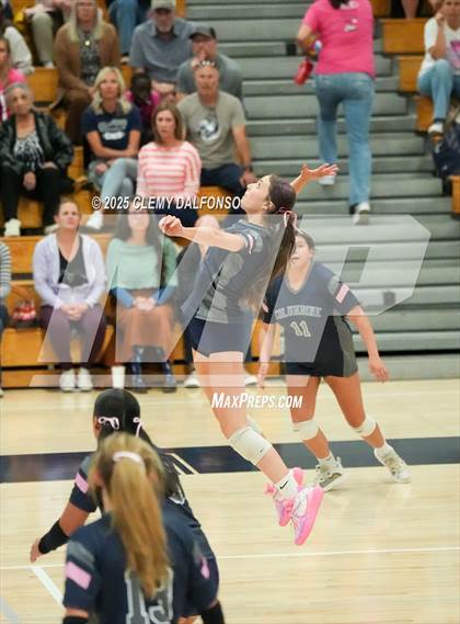 Thumbnail 3 in JV: Chatfield @ Columbine photogallery.