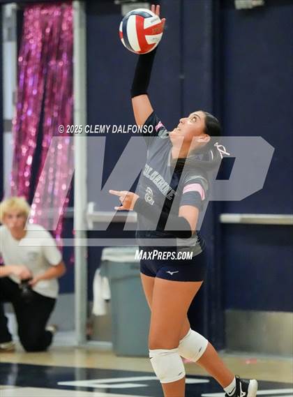 Thumbnail 1 in JV: Chatfield @ Columbine photogallery.