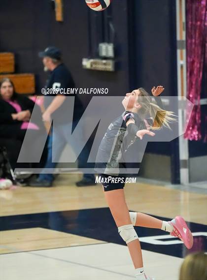 Thumbnail 1 in JV: Chatfield @ Columbine photogallery.