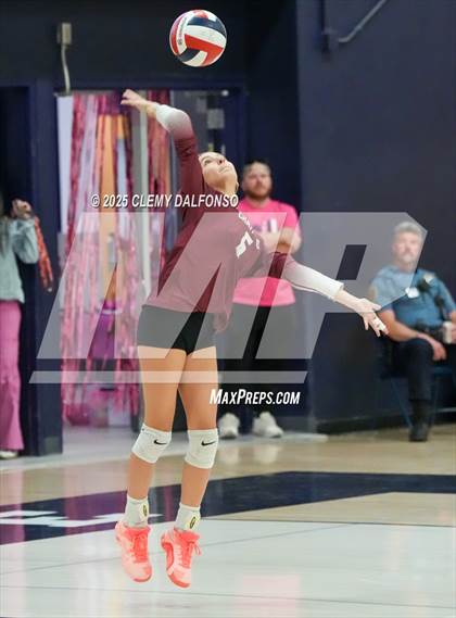 Thumbnail 3 in JV: Chatfield @ Columbine photogallery.