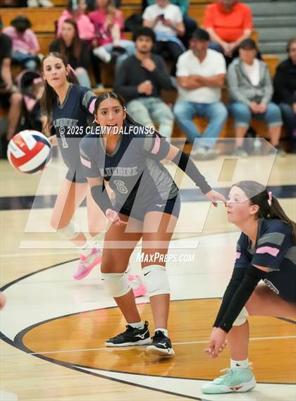 Thumbnail 2 in JV: Chatfield @ Columbine photogallery.