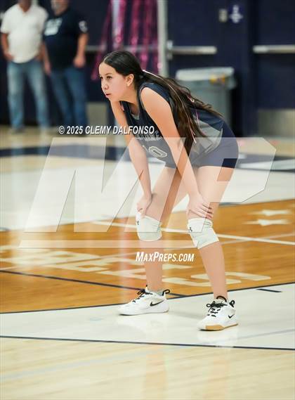 Thumbnail 2 in JV: Chatfield @ Columbine photogallery.