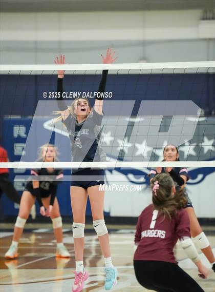 Thumbnail 2 in JV: Chatfield @ Columbine photogallery.