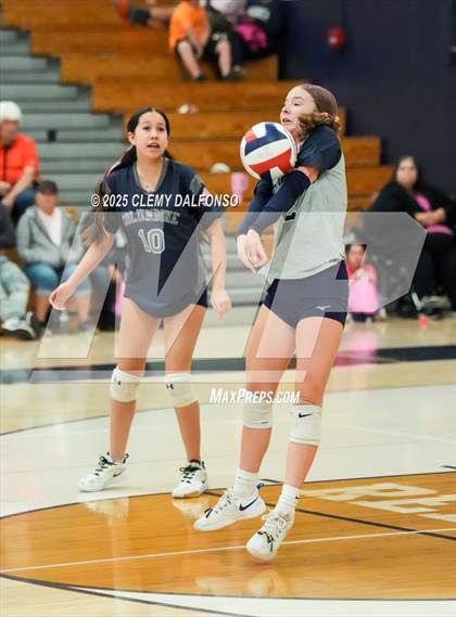 Thumbnail 2 in JV: Chatfield @ Columbine photogallery.