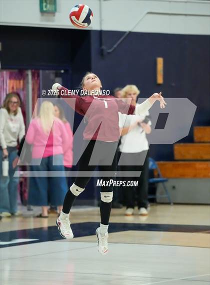 Thumbnail 2 in JV: Chatfield @ Columbine photogallery.