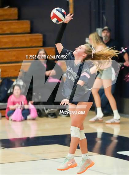 Thumbnail 3 in JV: Chatfield @ Columbine photogallery.