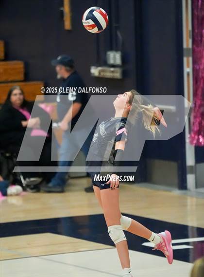 Thumbnail 2 in JV: Chatfield @ Columbine photogallery.