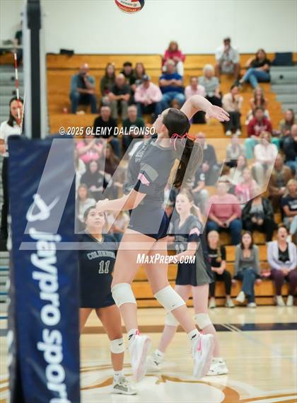 Thumbnail 3 in JV: Chatfield @ Columbine photogallery.