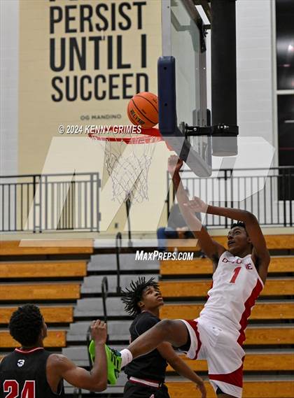 Thumbnail 2 in Sandy Creek vs. Osborne (Longhorn Classic) photogallery.