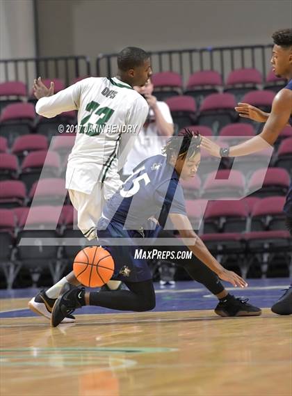 Thumbnail 1 in Chino Hills vs. George Washington (Tarkanian Classic) photogallery.