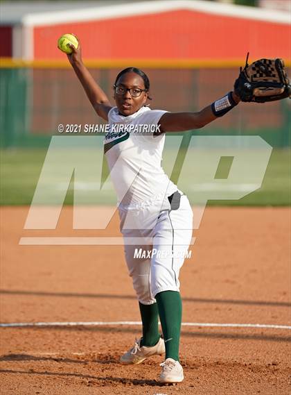 Thumbnail 2 in Desoto @ Cedar Hill photogallery.