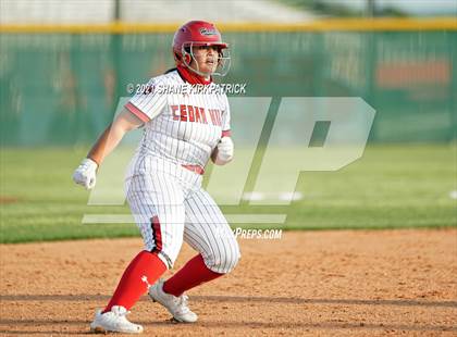 Thumbnail 3 in Desoto @ Cedar Hill photogallery.