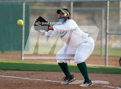 Thumbnail 2 in Desoto @ Cedar Hill photogallery.