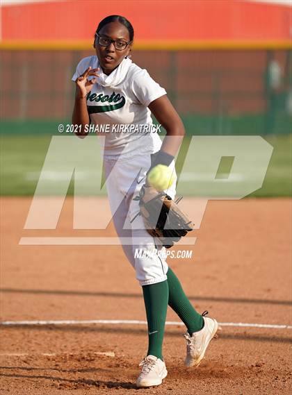 Thumbnail 1 in Desoto @ Cedar Hill photogallery.