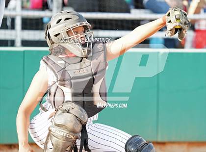 Thumbnail 1 in Desoto @ Cedar Hill photogallery.