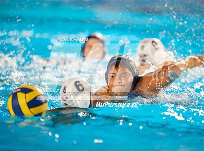 Thumbnail 3 in JV: American @ Foothill photogallery.