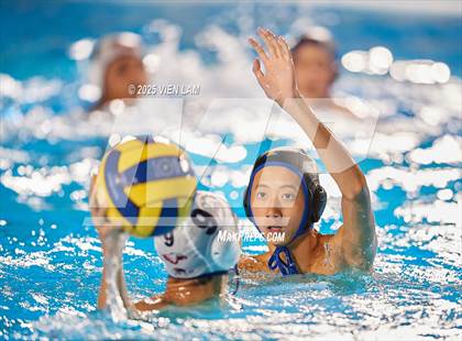 Thumbnail 3 in JV: American @ Foothill photogallery.