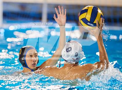 Thumbnail 1 in JV: American @ Foothill photogallery.