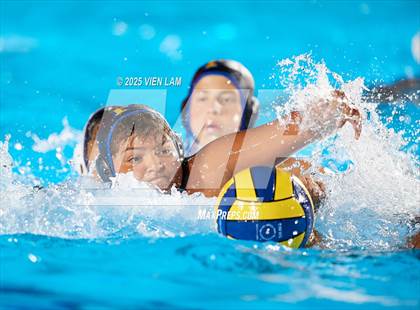 Thumbnail 2 in JV: American @ Foothill photogallery.