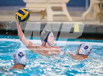 Thumbnail 3 in JV: American @ Foothill photogallery.