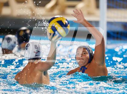 Thumbnail 3 in JV: American @ Foothill photogallery.
