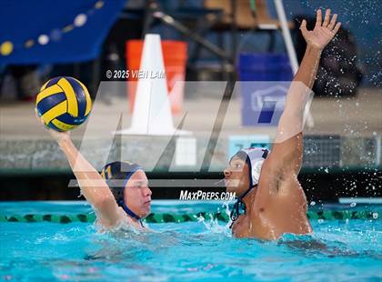 Thumbnail 1 in JV: American @ Foothill photogallery.