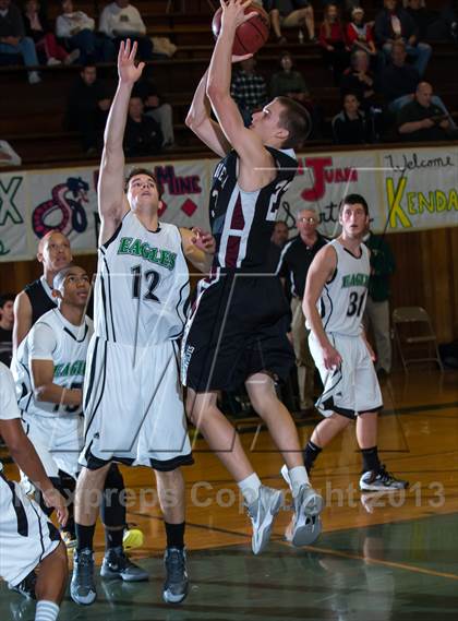 Thumbnail 2 in El Camino vs. Woodcreek (Kendall Arnett tournament) photogallery.
