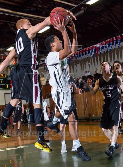 Thumbnail 2 in El Camino vs. Woodcreek (Kendall Arnett tournament) photogallery.