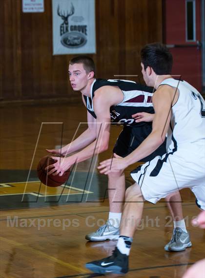 Thumbnail 1 in El Camino vs. Woodcreek (Kendall Arnett tournament) photogallery.