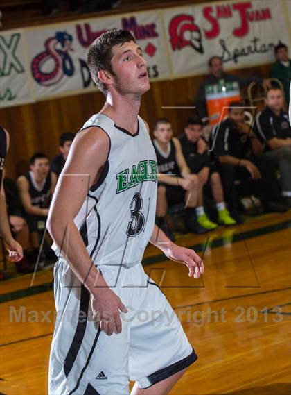 Thumbnail 1 in El Camino vs. Woodcreek (Kendall Arnett tournament) photogallery.