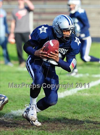 Thumbnail 1 in Branford @ Hillhouse photogallery.